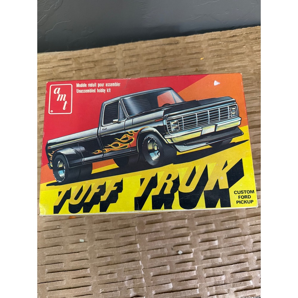 Vintage AMT Tuff Truk Custom Ford Pickup 1/25 Scale Model Kit T413 Flame Decals